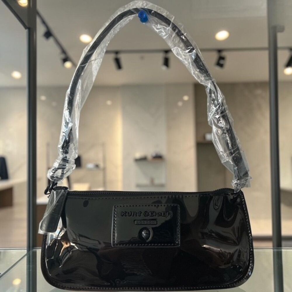 Kurt Geiger London Highgate Small Black Vinyl Wristlet Shoulder Bag -nwt